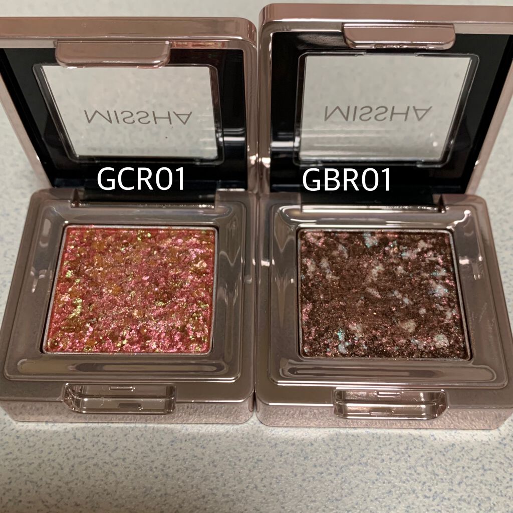 グリッタープリズム シャドウ/MISSHA/グリッターを使ったクチコミ(2枚目)