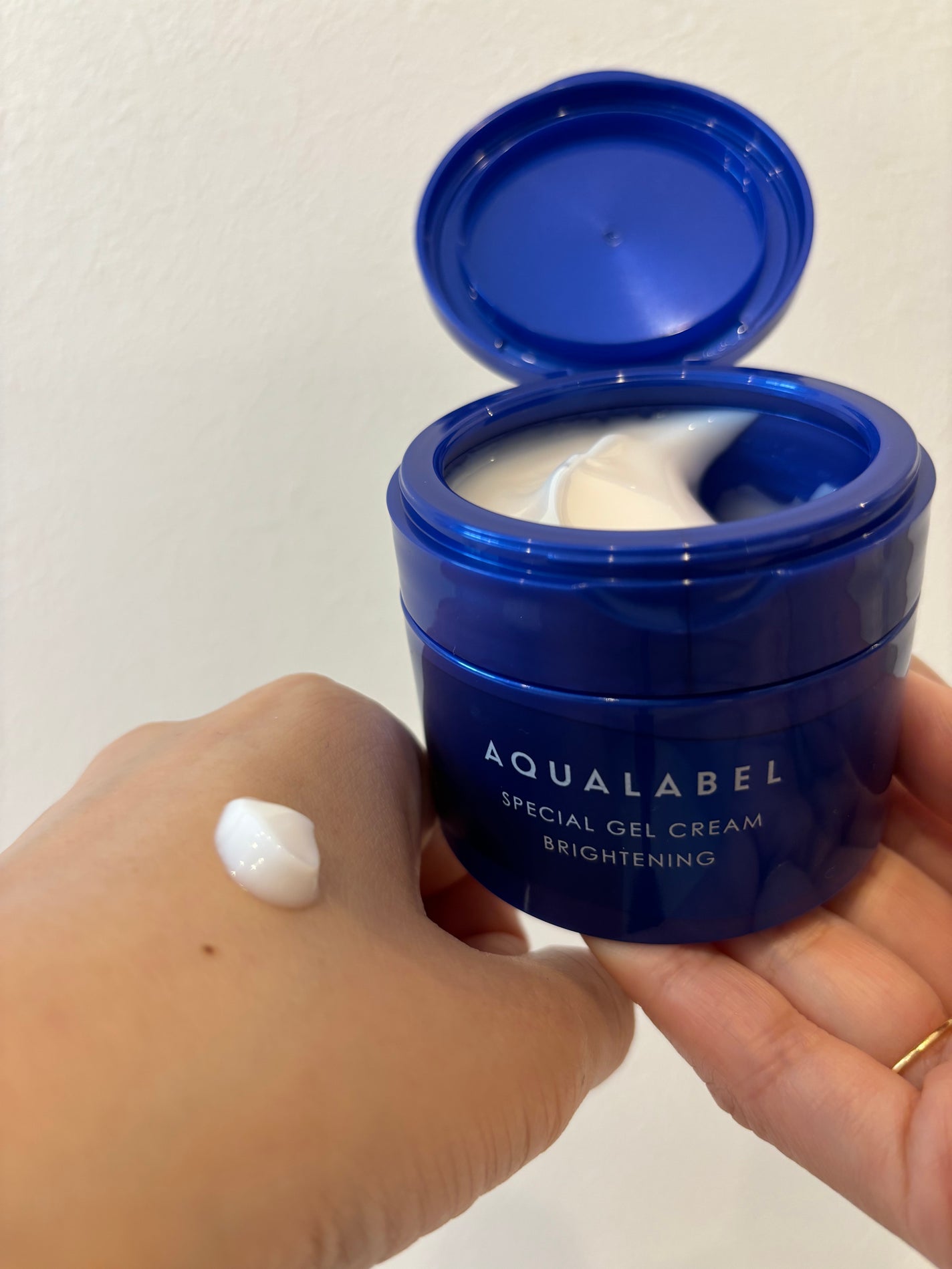 スペシャルジェルクリーム EX (ブライトニング) /アクアレーベル/オールインワン化粧品を使ったクチコミ(3枚目)