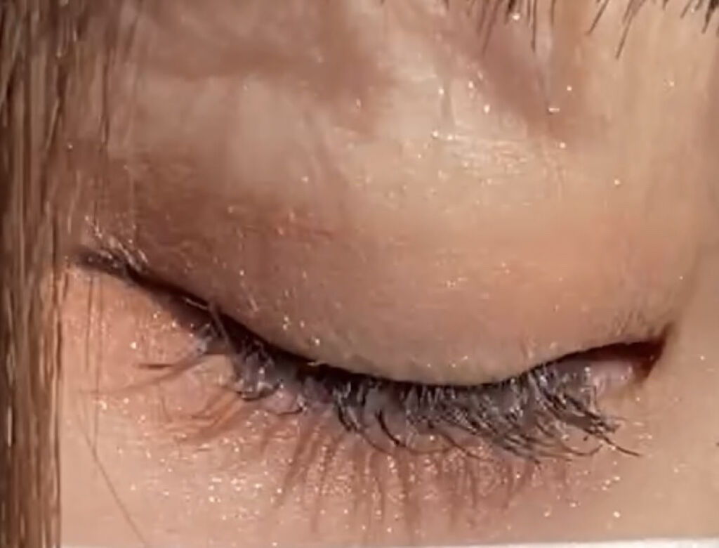 リラクシーアイシャドウ/GENE TOKYO/アイシャドウパレットを使ったクチコミ（2枚目）