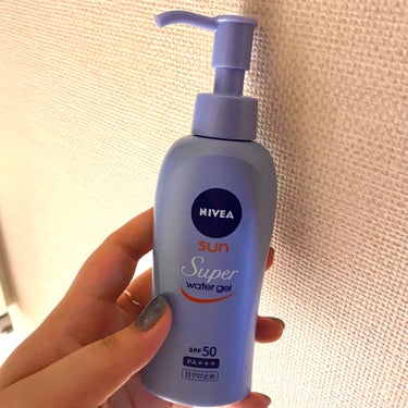 もはやスキンケアな日焼け止め🚰

NIVEA
ニベアUV ウォータージェル SPF50 PA+++

私的ベスト日焼け止めオブザイヤー。

日焼け止め塗るのがこんなに気持ちよかったことないってくらい、ス