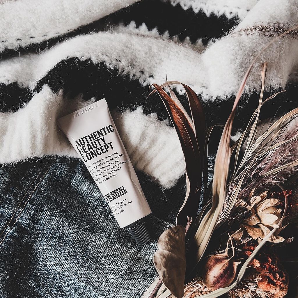 ハンド&ヘア ライトセラム/AUTHENTIC BEAUTY CONCEPT/ハンドクリームを使ったクチコミ(2枚目)