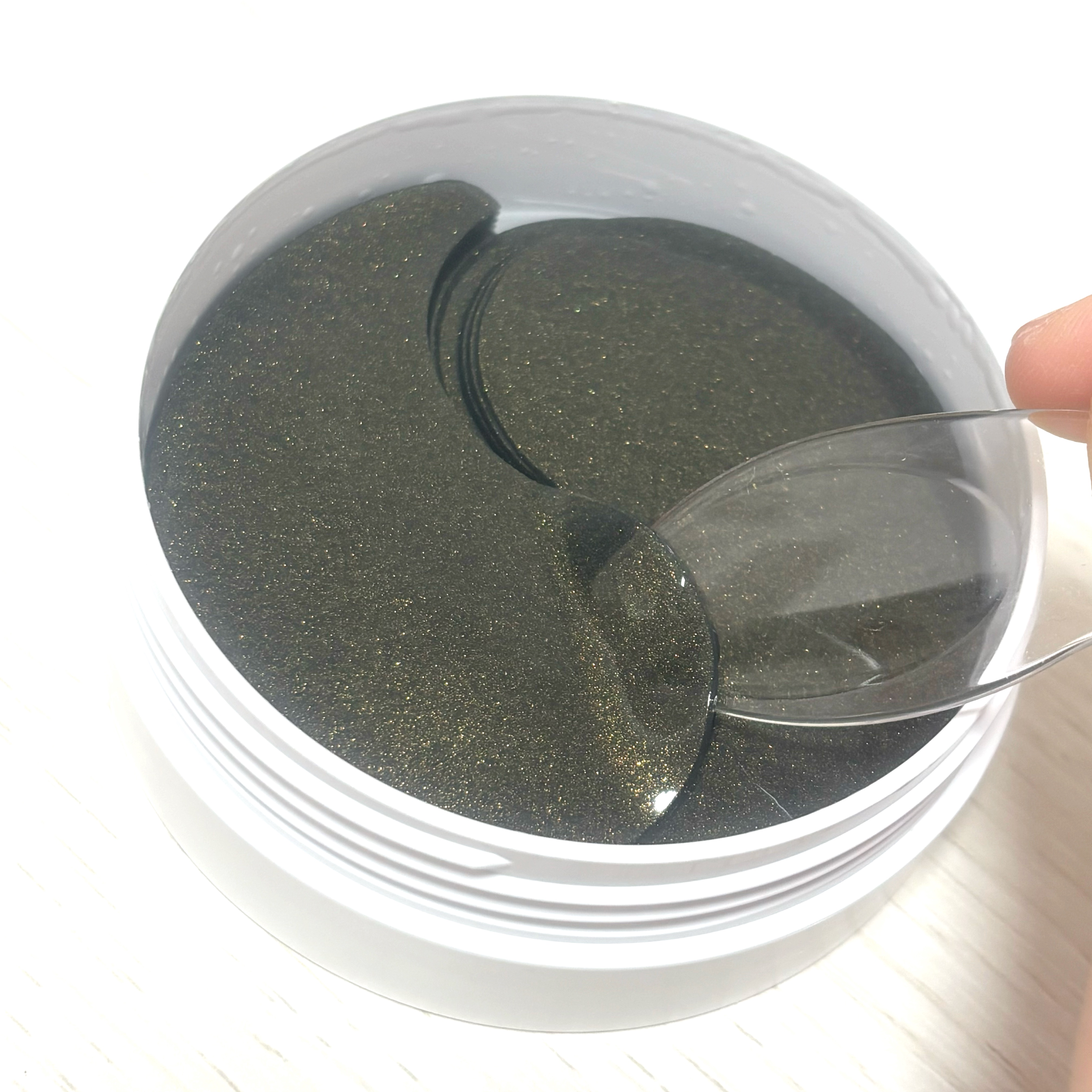 POOL DIVE EYE MASK （プールダイブ目元マスク）/Shangpree/アイケア・アイクリームを使ったクチコミ（2枚目）