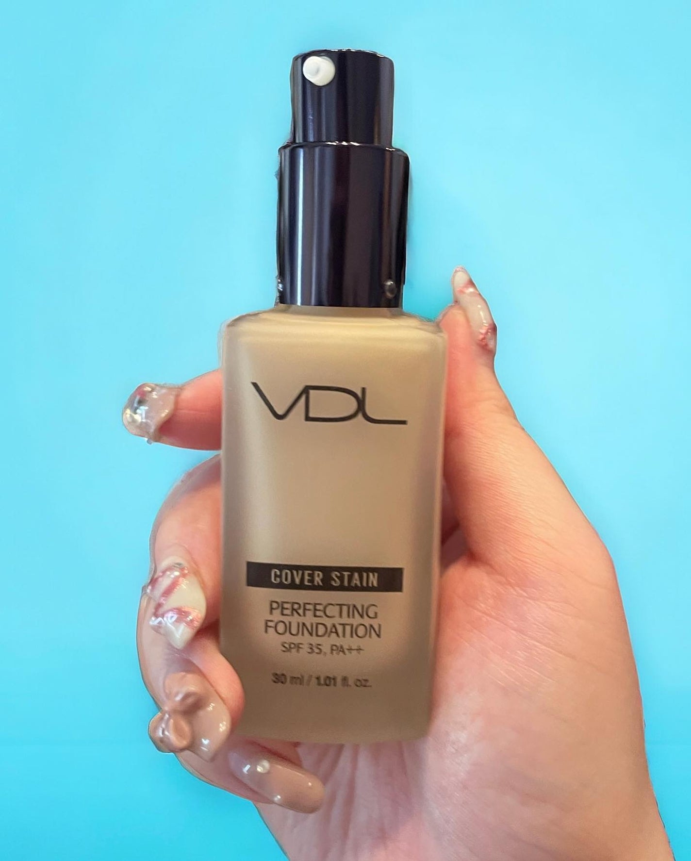 カバーステイン パーフェクティング ファンデーション/VDL/リキッドファンデーションを使ったクチコミ(3枚目)