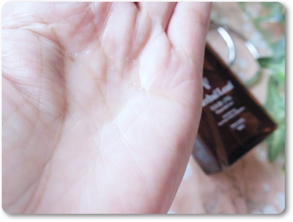 オーガニックヘアオイル フレッシュティーの香り/ハーバルリーフ/ヘアオイルを使ったクチコミ（2枚目）