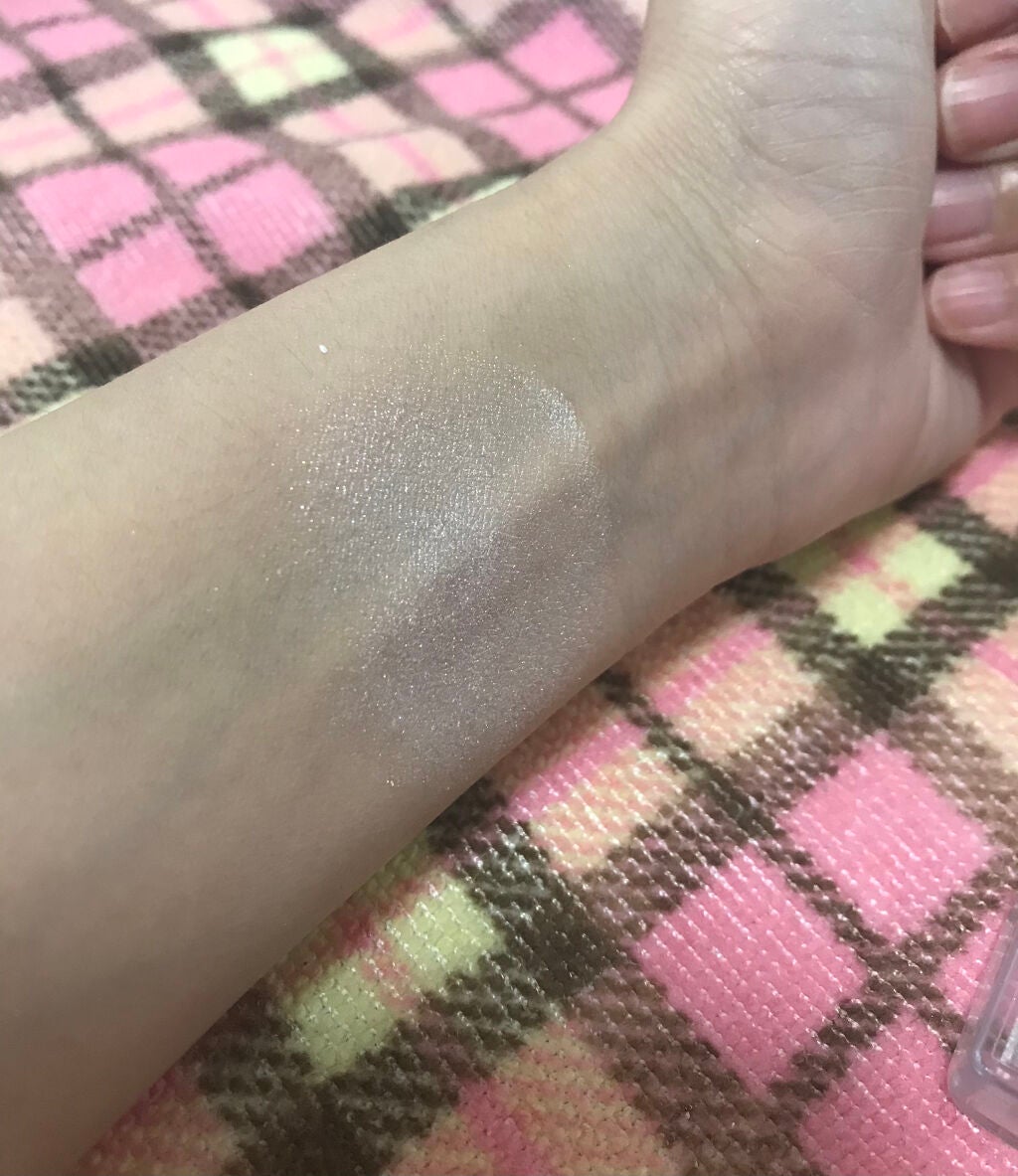 シャドーカスタマイズ/MAJOLICA MAJORCA/単色アイシャドウを使ったクチコミ(3枚目)