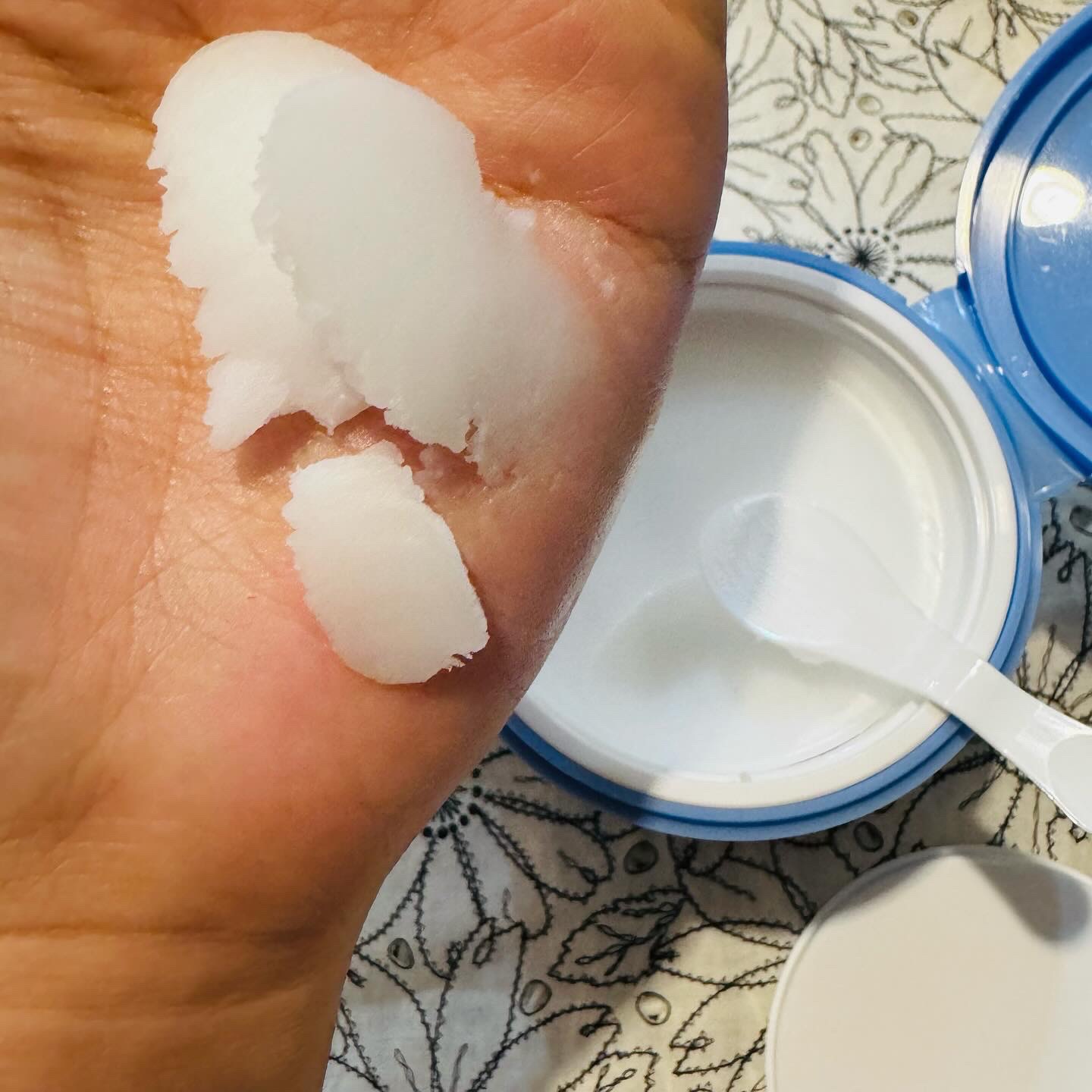 カラーフードシリーズホワイトホールサムクレンジングバーム/Tovegan/クレンジングバームを使ったクチコミ（2枚目）