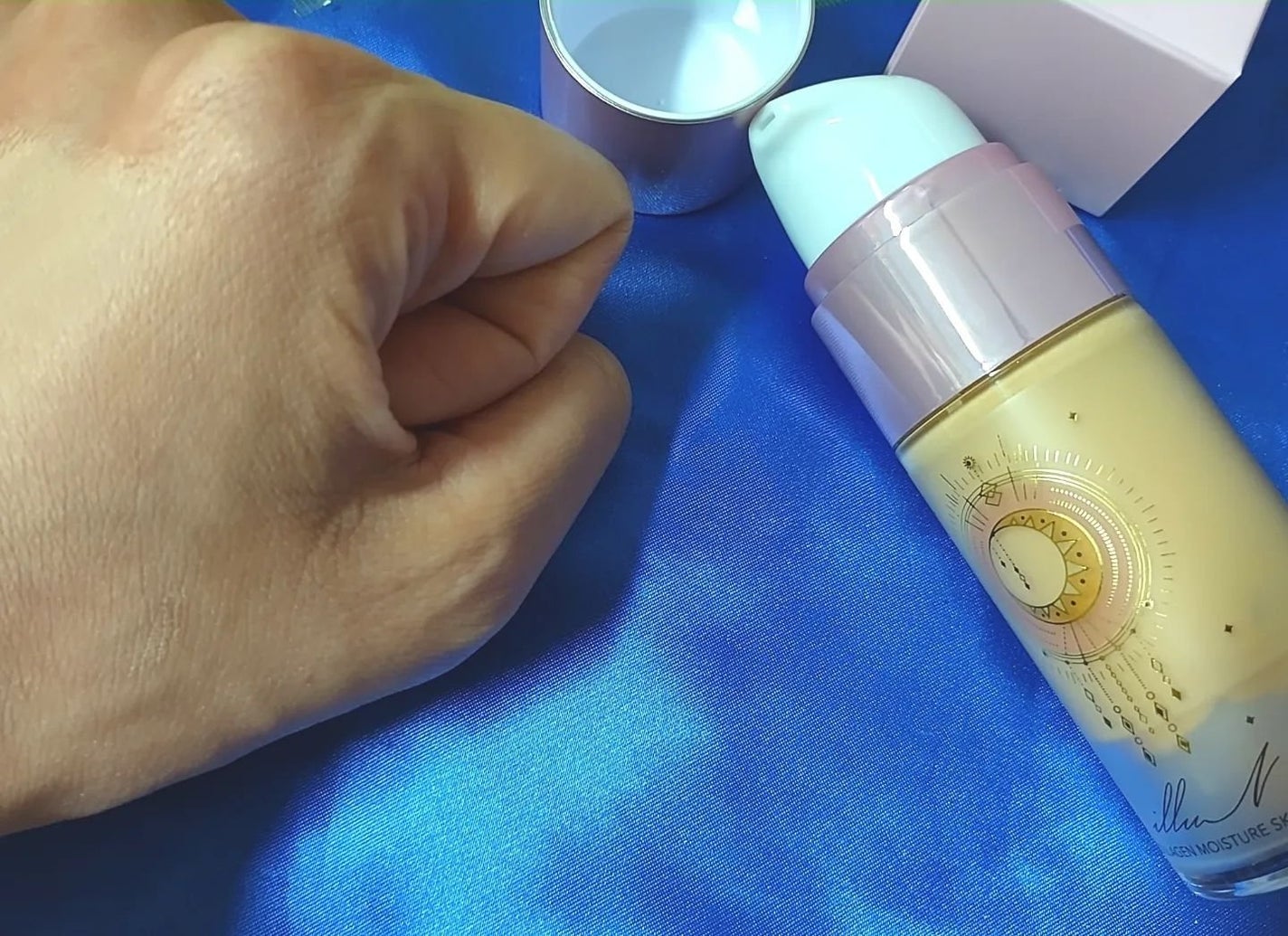 コラーゲンモイスチャースキンベース/illuN/化粧下地を使ったクチコミ(6枚目)