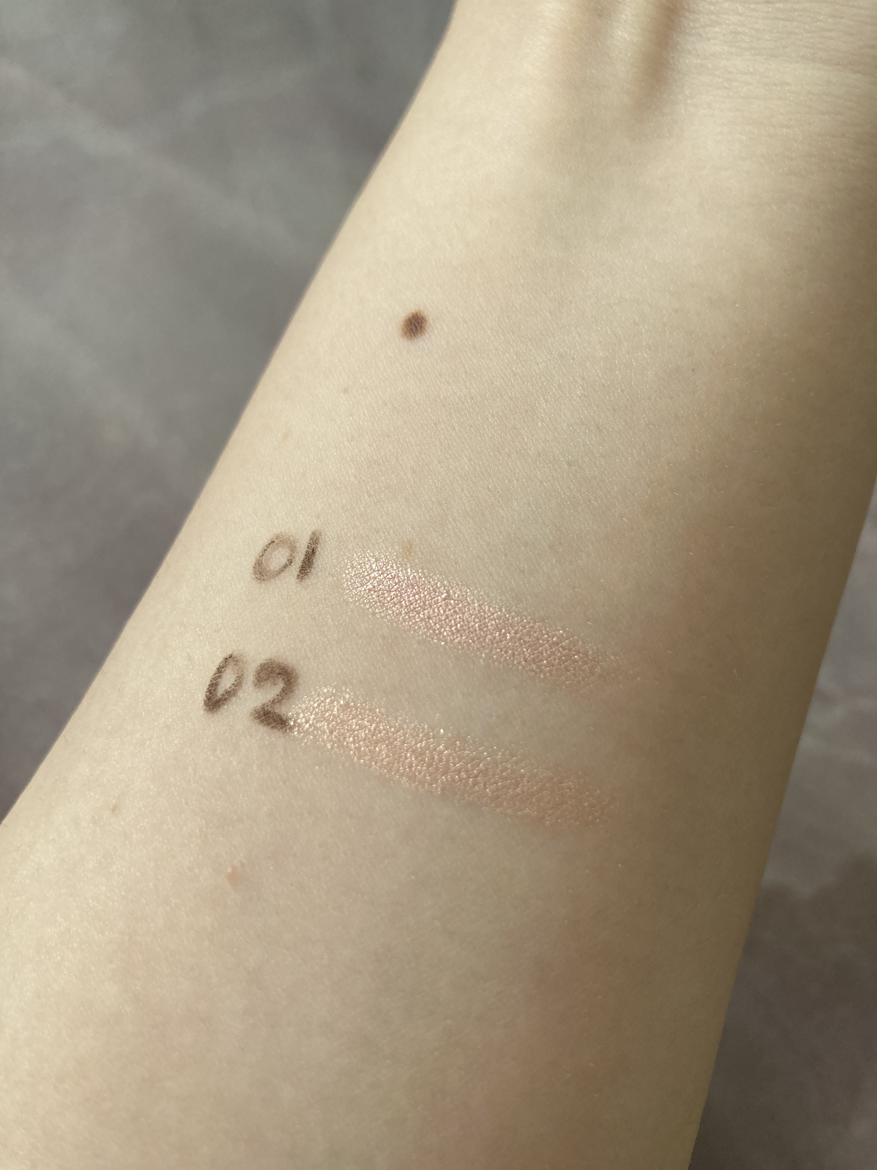 ウォンジョンヨ　メタルシャワーペンシル/Wonjungyo/スティックアイシャドウを使ったクチコミ（3枚目）