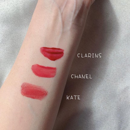 コンフォート リップオイル インテンス/CLARINS/リップグロスを使ったクチコミ(3枚目)