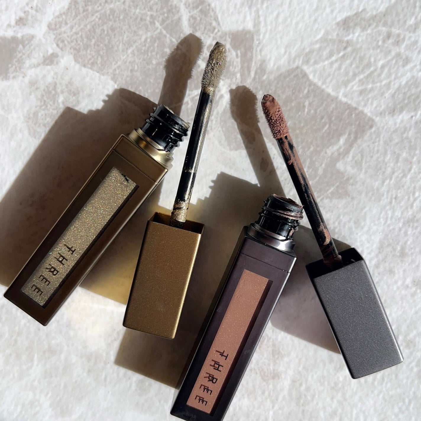 THREE ユナイテッドフルイドアイカラー/THREE/リキッドアイシャドウを使ったクチコミ(3枚目)