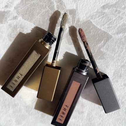 THREE ユナイテッドフルイドアイカラー X03 TIMELESS ENERGY/THREE/リキッドアイシャドウを使ったクチコミ(3枚目)