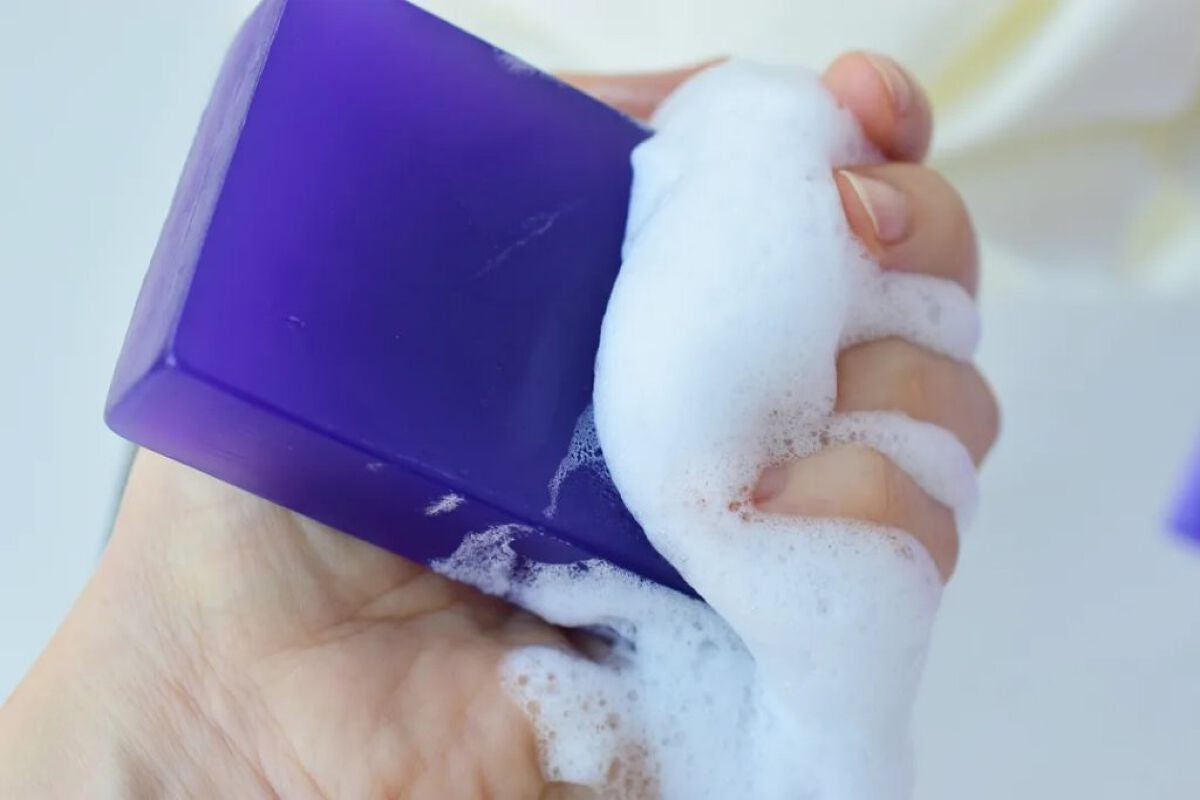 ピールソープブライト/DeAU(デアウ)/洗顔石鹸を使ったクチコミ(2枚目)