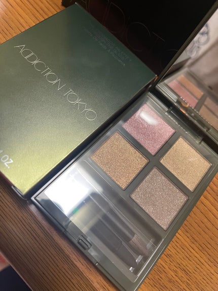 アディクション ホリデーアディクション アイシャドウ パレット + “スルー ザ グラス”/ADDICTION/アイシャドウパレットを使ったクチコミ(1枚目)