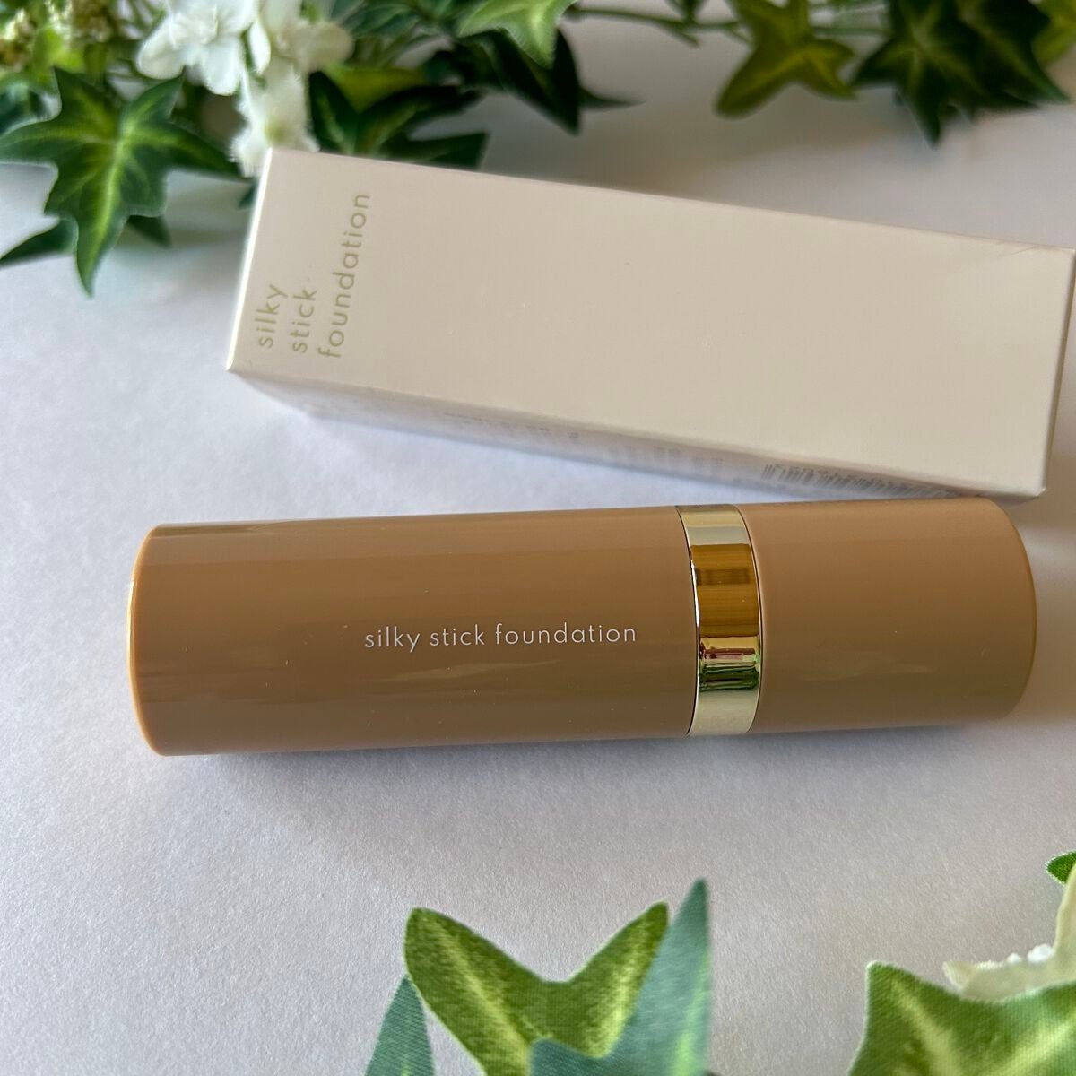 シルキースティックファンデーション/KAMIKA/その他ファンデーションを使ったクチコミ(3枚目)