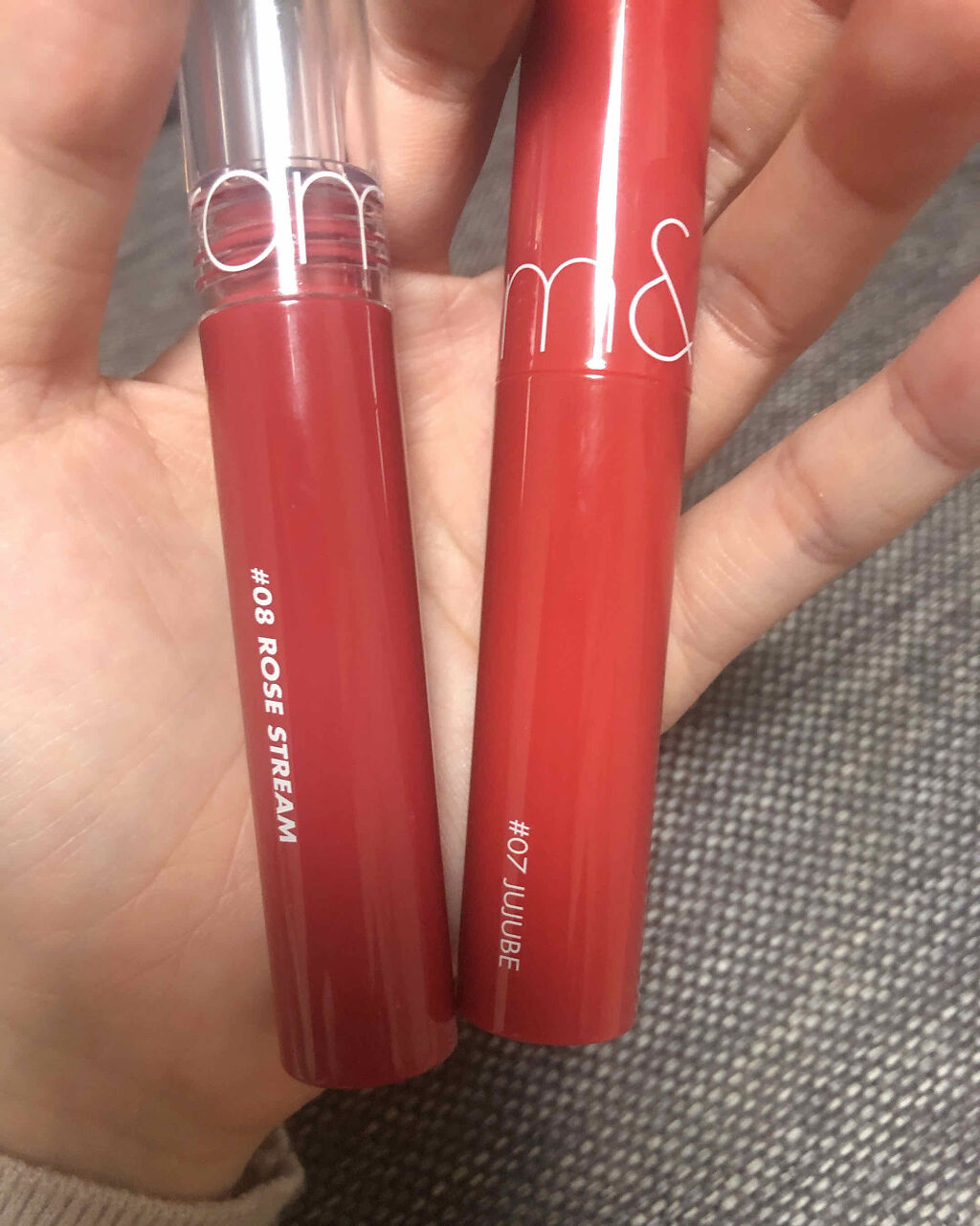 ジューシーラスティングティント/rom&nd/リップティントを使ったクチコミ（2枚目）