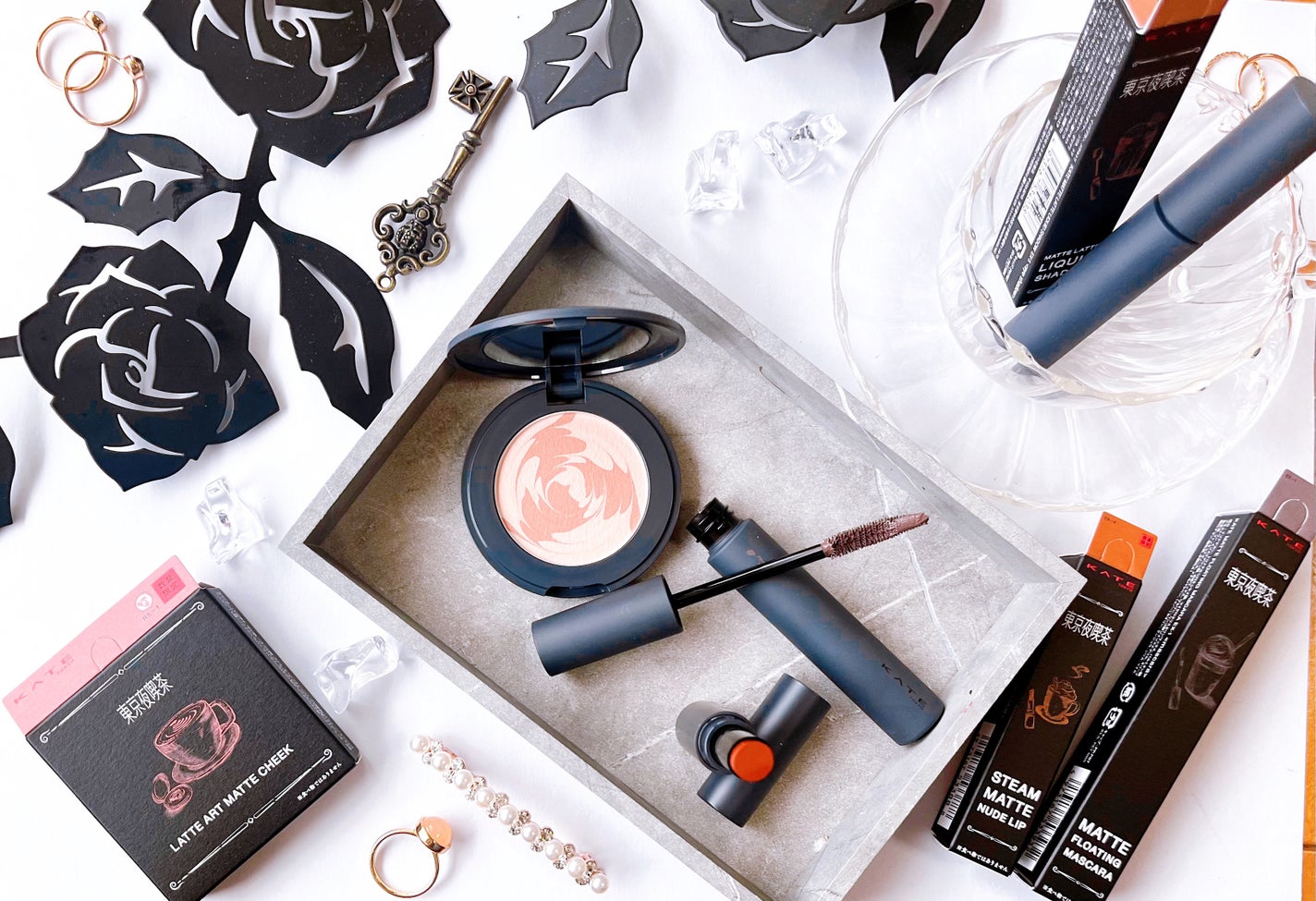 マットラテリキッドシャドウ/KATE/リキッドアイシャドウを使ったクチコミ(1枚目)