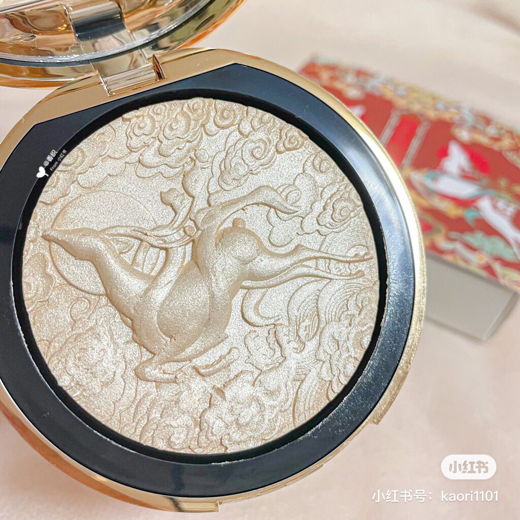 灵鹿浮雕 ハイライト/CARSLAN/パウダーハイライトを使ったクチコミ(1枚目)