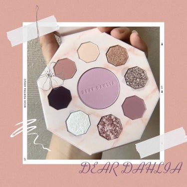 DEAR DAHLIA ブルーミング エディション シークレット ガーデン パレットのクチコミ「DEAR DAHLIA
BLOOMING EDITION SECRET GARDEN PALE.....」（1枚目）