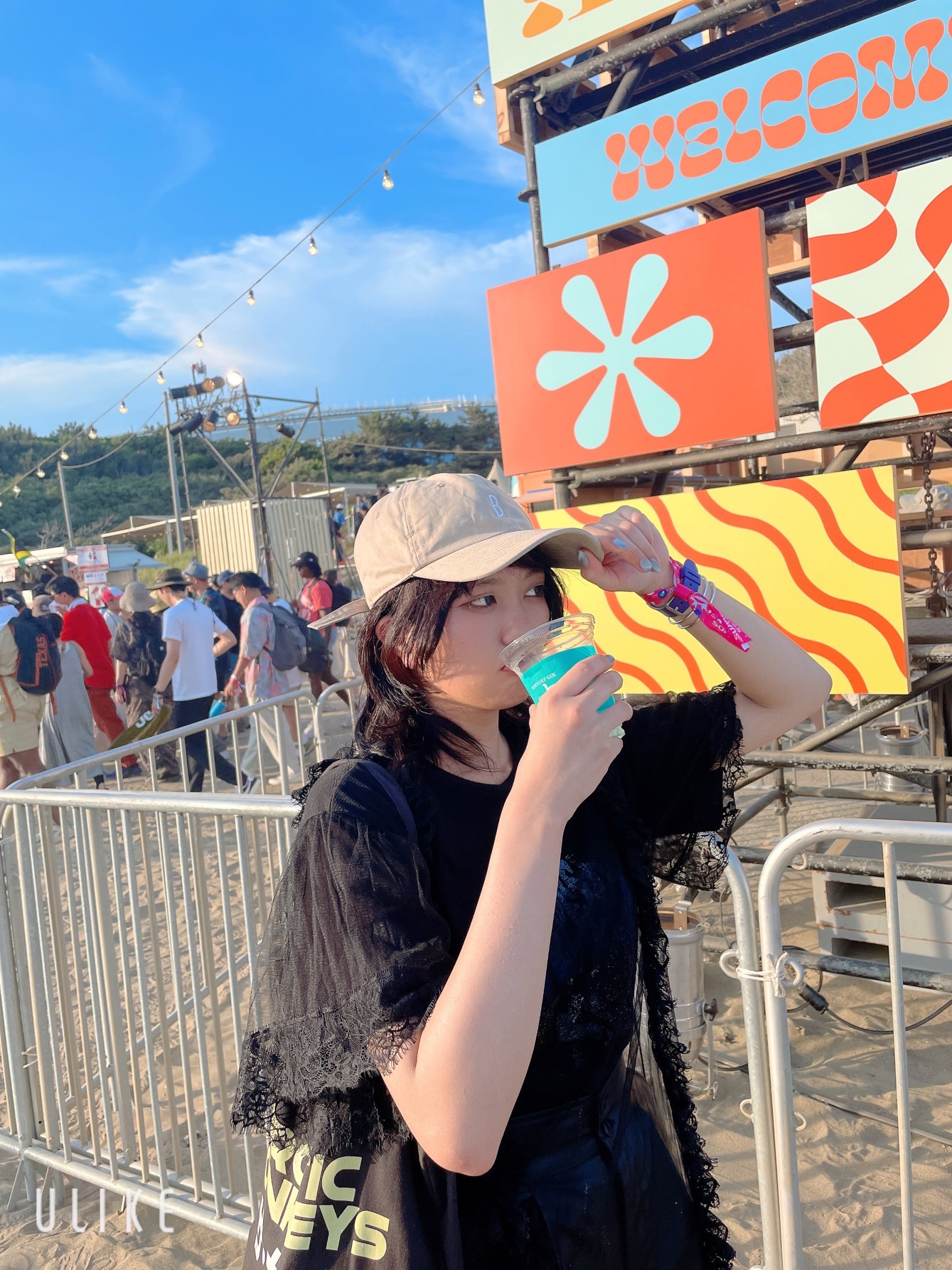 フローレスエシリアル フルイド ファンデーション/THREE/リキッドファンデーションを使ったクチコミ（1枚目）