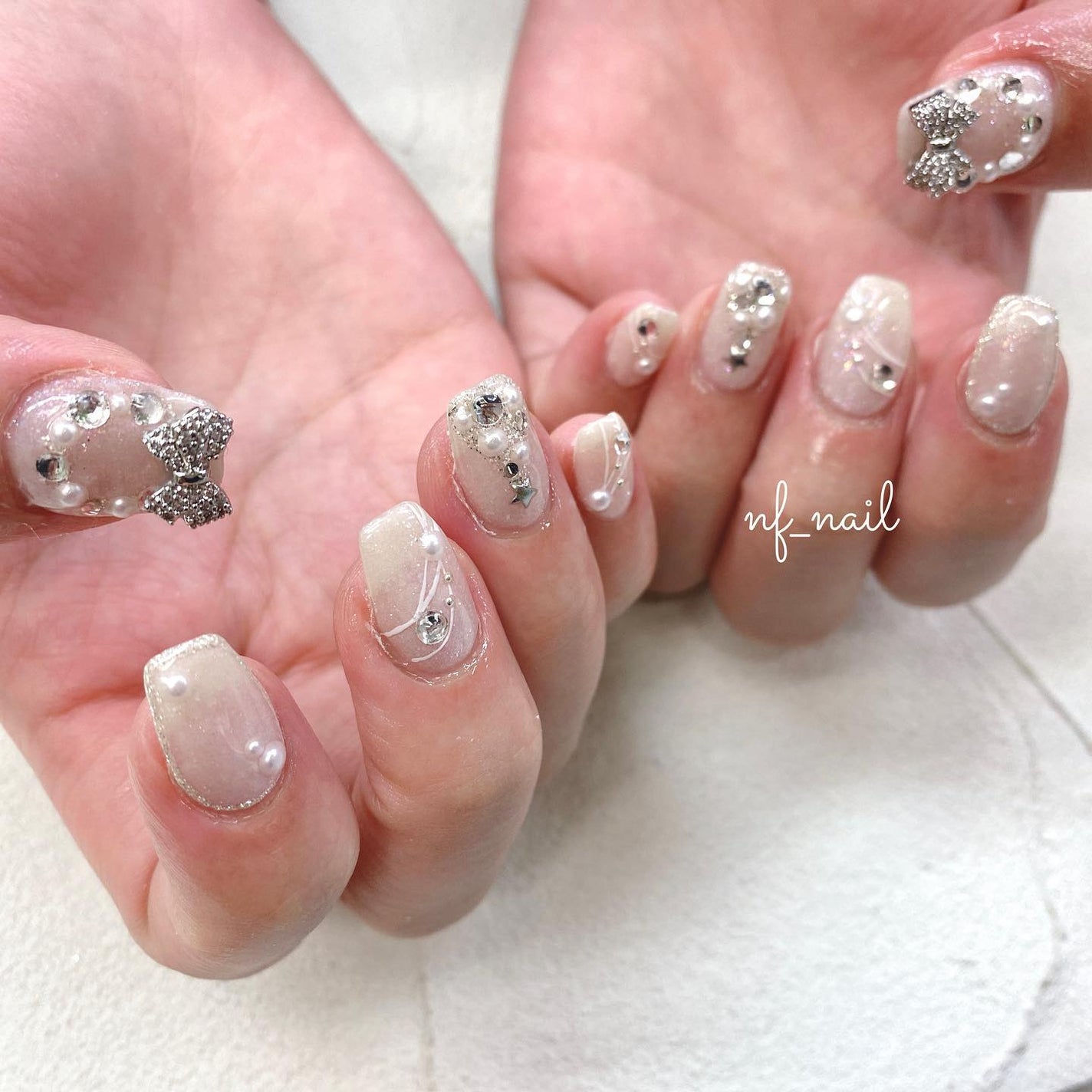 Natsumi◎nailist on LIPS 「.持ち込み¥9,980リボンパーツ別途¥550×2.#ネイル#..」(1枚目)