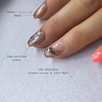 sato 🕊 self nail🫧🤍 on LIPS 「𝑇𝐻𝐸𝐺𝐿𝐼𝑇𝑇𝐸𝑅𝑠𝑎𝑟𝑏𝑙𝑒𝑠×𝑛𝑒𝑜𝑛𝑐𝑜𝑙𝑜𝑟@an...」(3枚目)