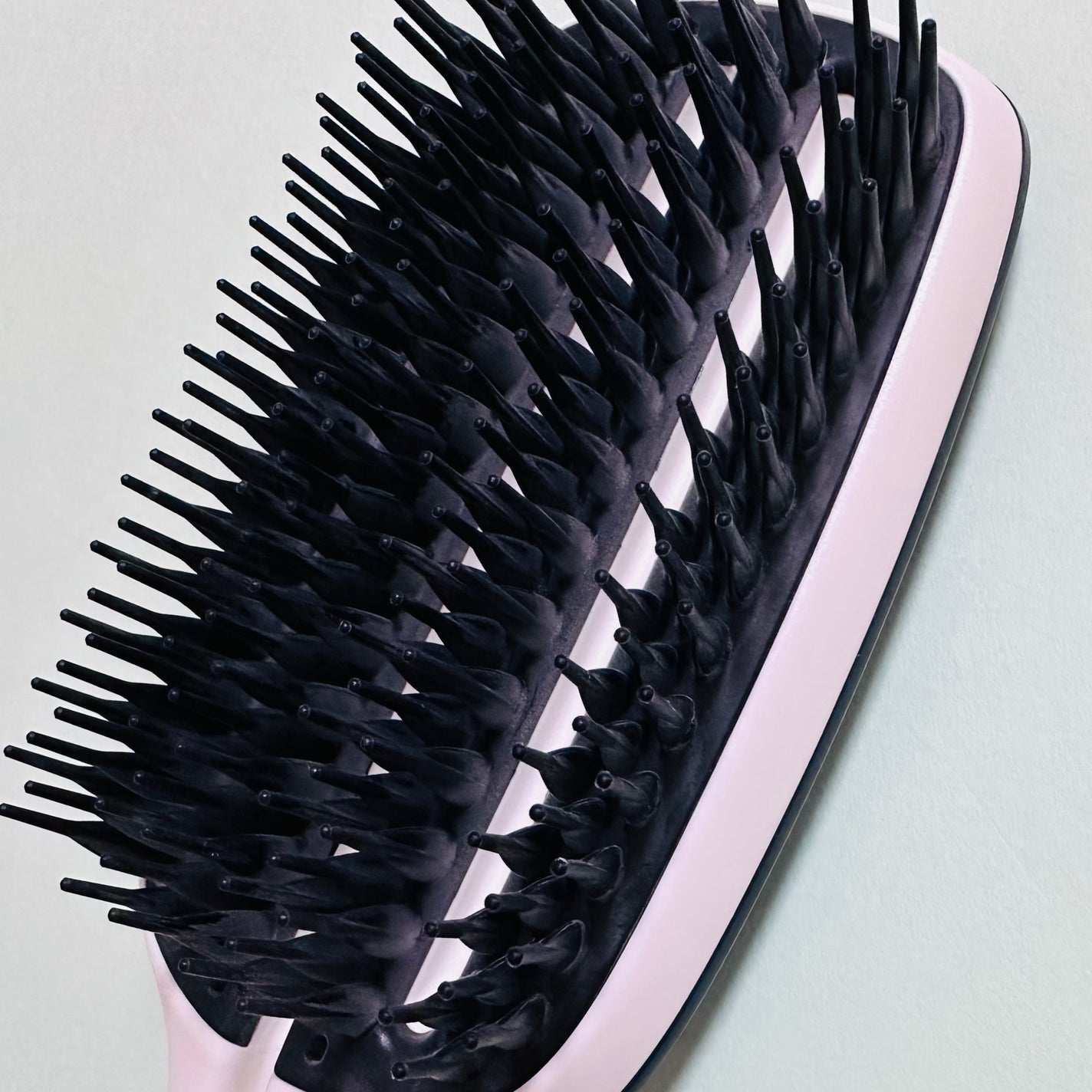 パドルブラシ/TANGLE TEEZER/ヘアブラシを使ったクチコミ(2枚目)