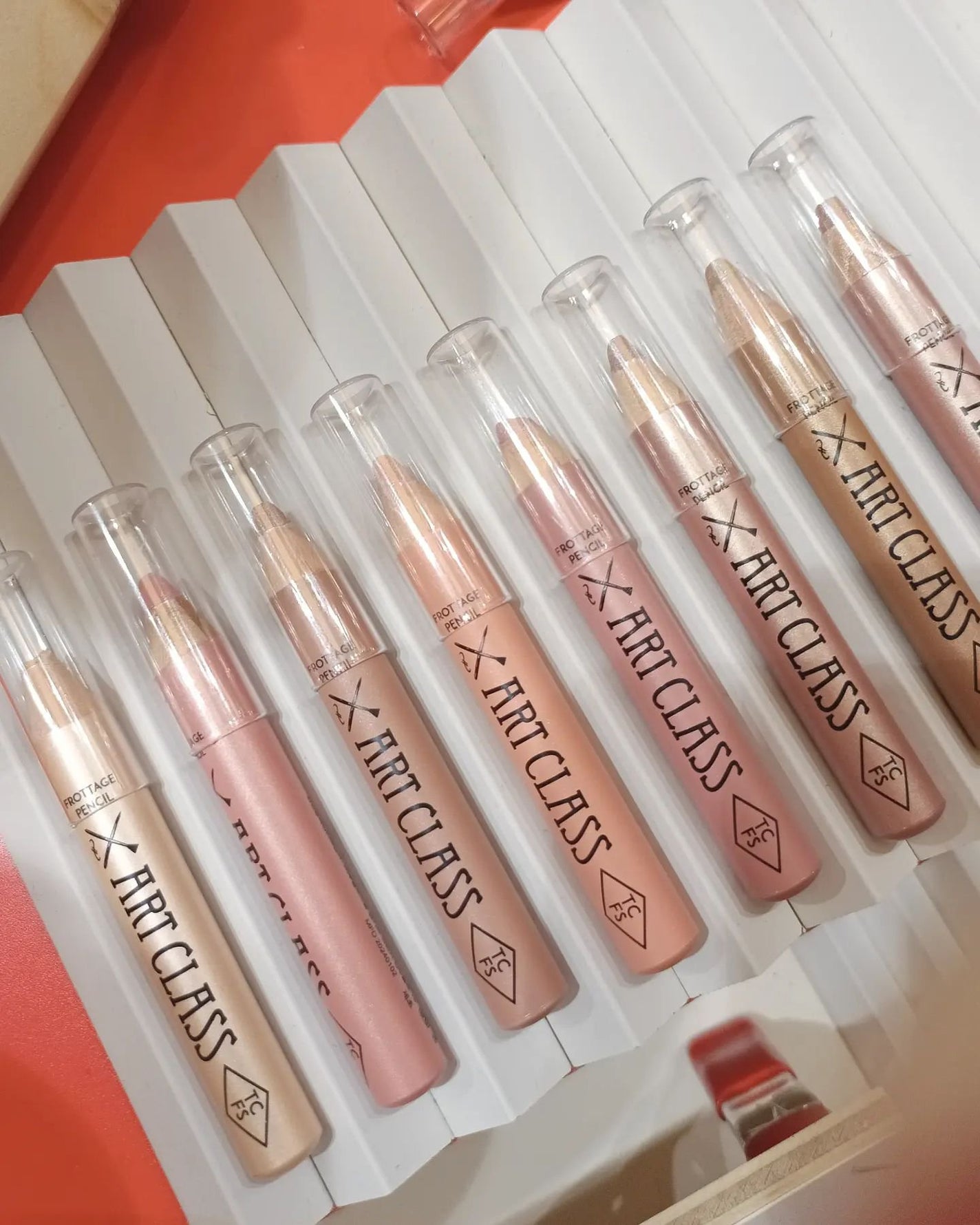 アートクラスバイロダン シェーディング/too cool for school/シェーディングを使ったクチコミ(4枚目)