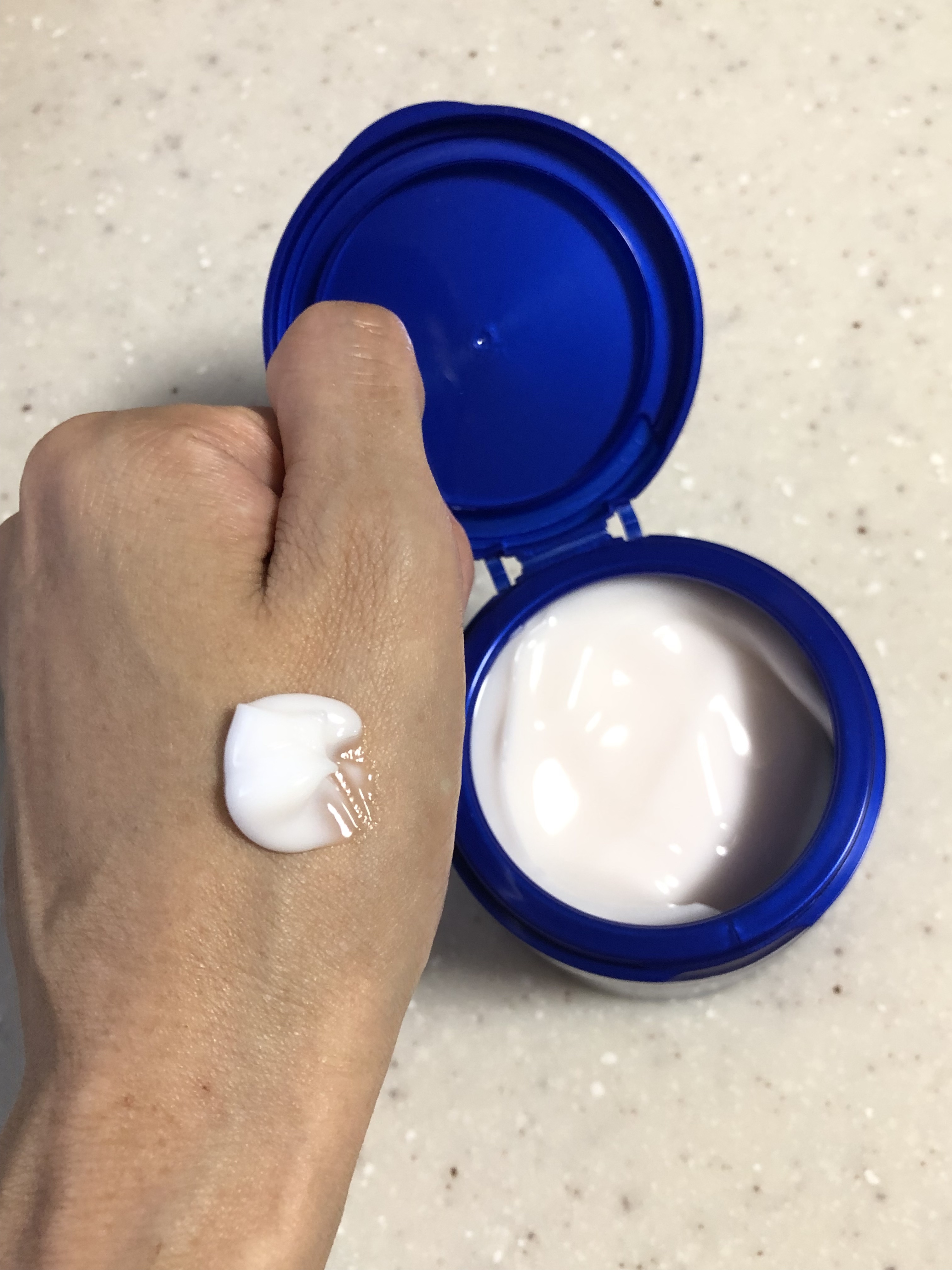 スペシャルジェルクリーム EX （ブライトニング） /アクアレーベル/オールインワン化粧品を使ったクチコミ（3枚目）