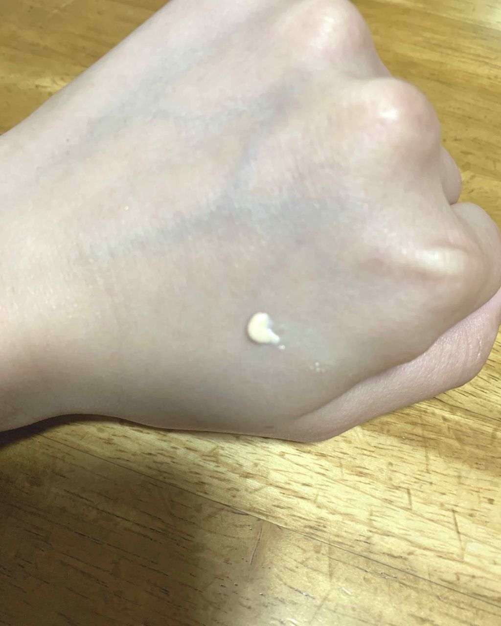 マットシフォン UVホワイトニングベースN/KiSS/化粧下地を使ったクチコミ（2枚目）