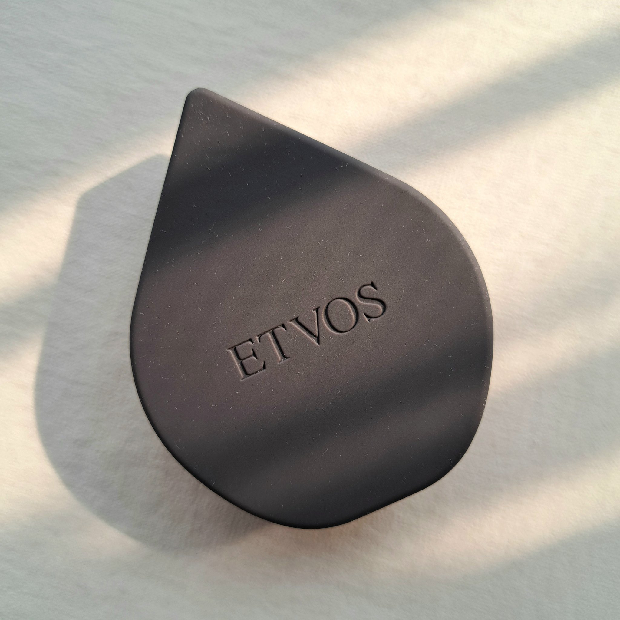 リラクシングマッサージブラシ ハード/エトヴォス/スカルプブラシを使ったクチコミ（2枚目）