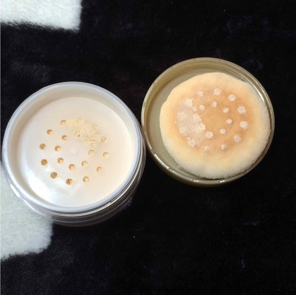 ACハイカバーマットパウダー(ヘルシースキン)/AC by Angelcolor/ルースパウダーを使ったクチコミ(3枚目)