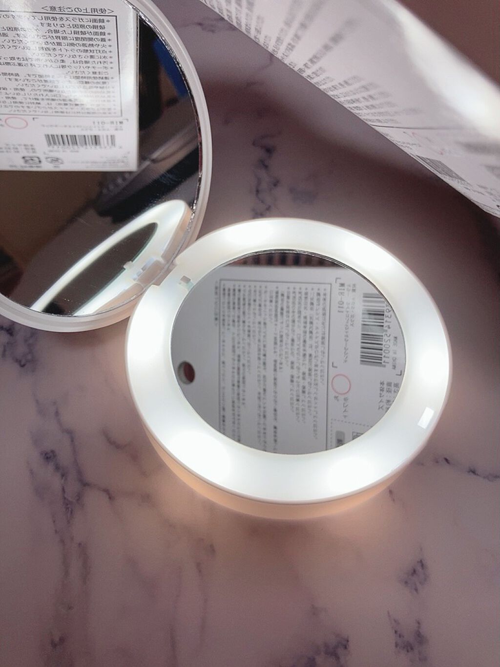 ライトコンパクトミラー/セリア/その他化粧小物を使ったクチコミ（2枚目）