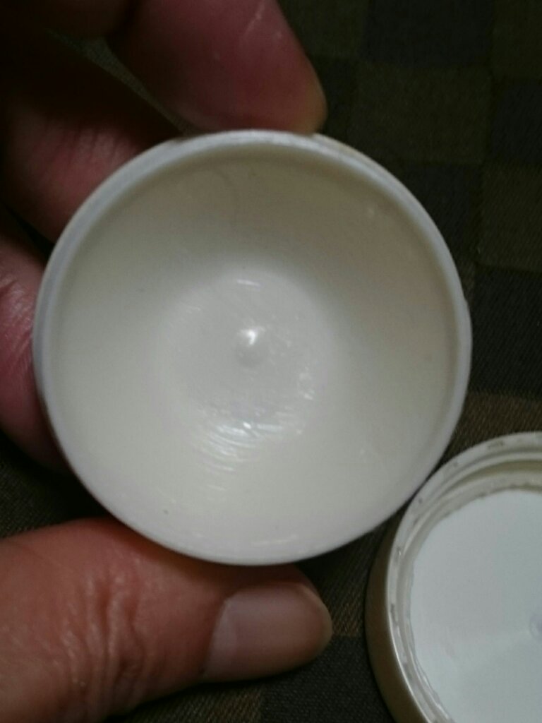 ディープモイスチャーナイトプロテクト　無香料/ニベア/リップマスクを使ったクチコミ（2枚目）