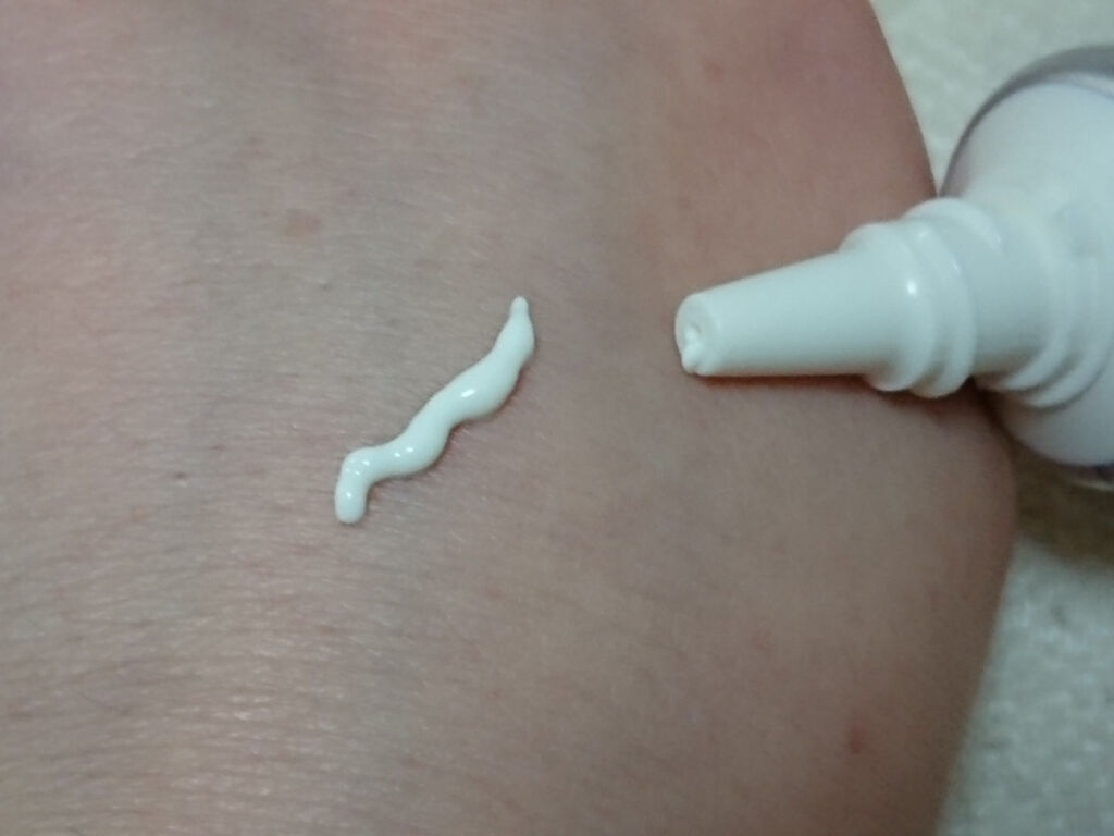 リンクルホワイト UVエマルジョン/ルシェリ/乳液を使ったクチコミ（3枚目）