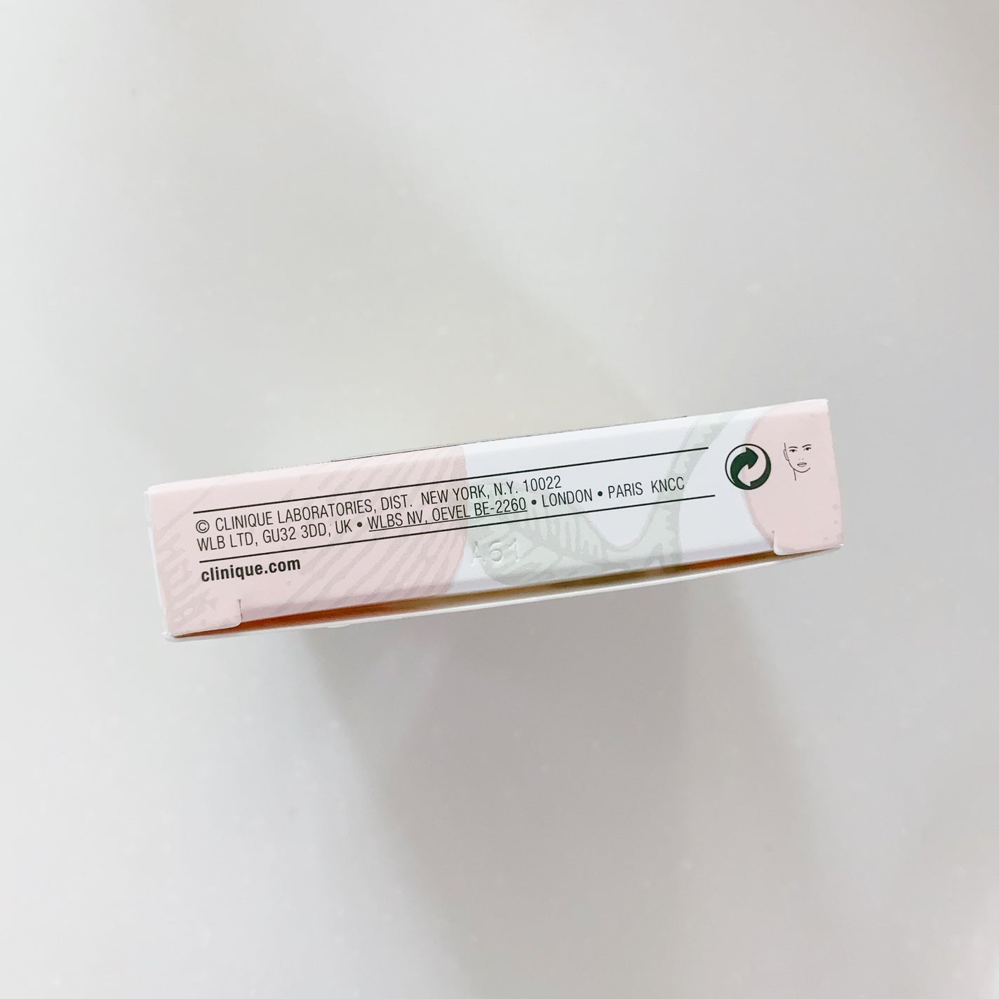 パウダー ポップ フラワー ハイライター/CLINIQUE/パウダーハイライトを使ったクチコミ(6枚目)