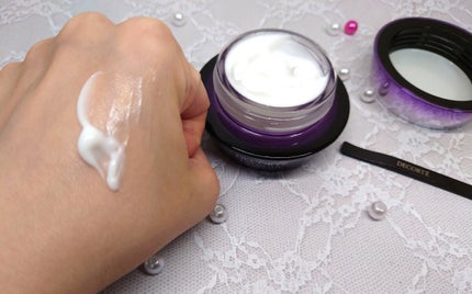 リポソーム アドバンスト リペアクリーム/DECORTÉ/フェイスクリームを使ったクチコミ(4枚目)