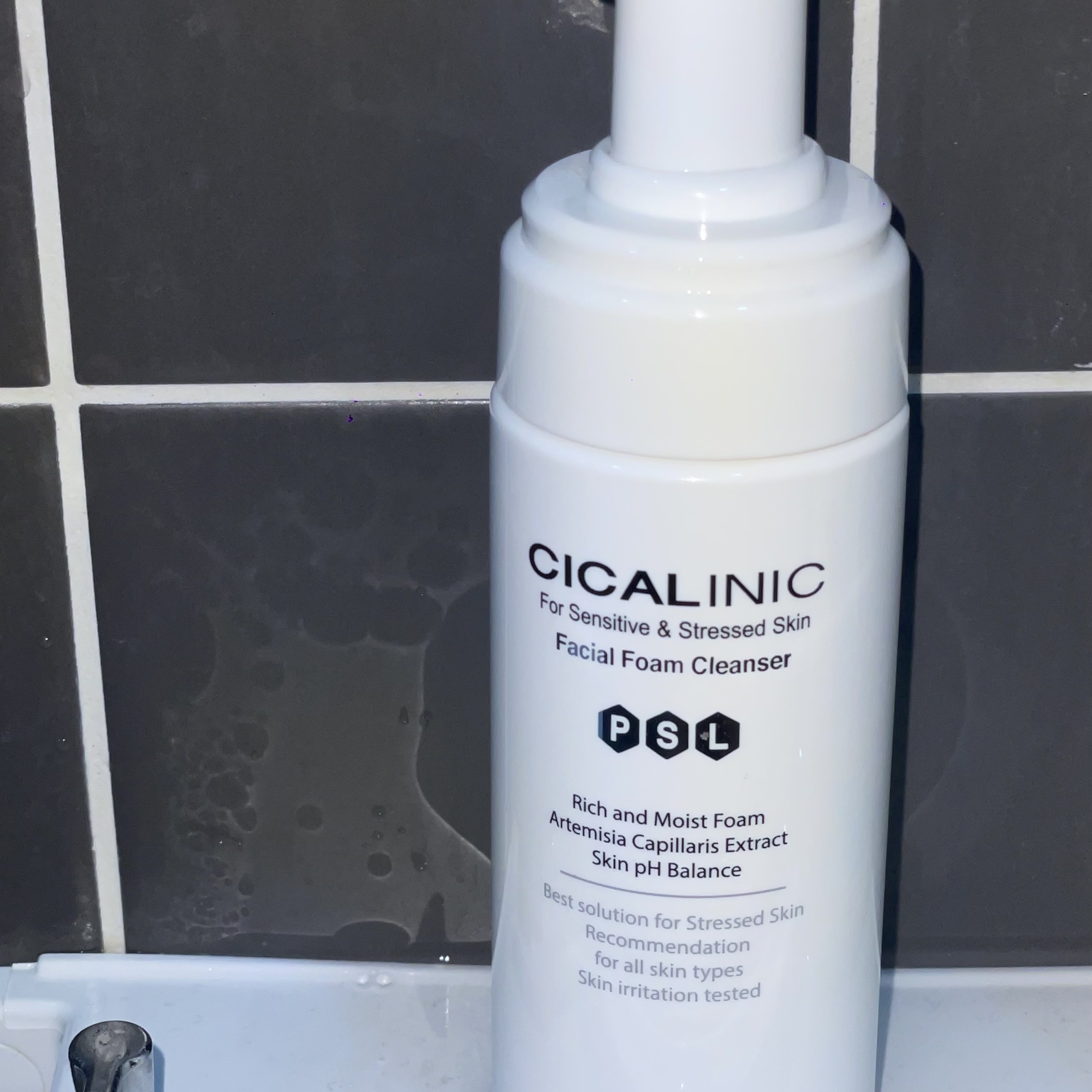 シカリニック フェイシャルフォームクレンザー/CICALINIC/洗顔フォームを使ったクチコミ（2枚目）