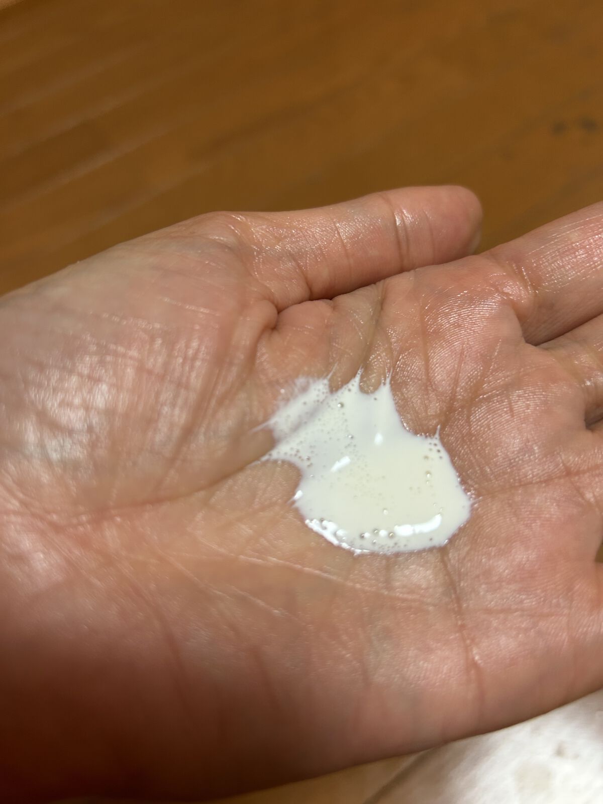 ベネフィーク クリア UV エッセンス（ＵＶ＆ＩＲ）/BENEFIQUE/日焼け止めローションを使ったクチコミ（2枚目）