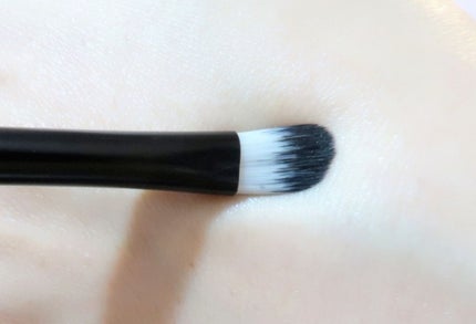 UR GLAM CONCEALER BRUSH(コンシーラーブラシ)/U R GLAM/メイクブラシを使ったクチコミ(4枚目)