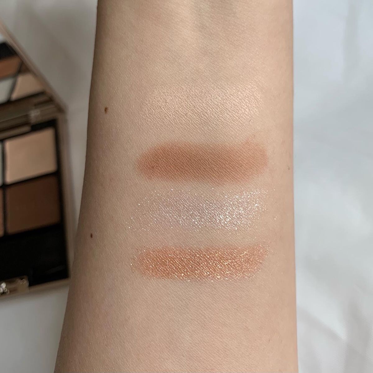 アイカラーレーション/LUNASOL/アイシャドウパレットを使ったクチコミ(3枚目)