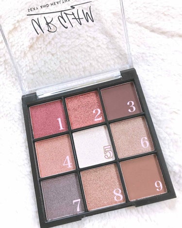 UR GLAM　BLOOMING EYE COLOR PALETTE/U R GLAM/アイシャドウパレットを使ったクチコミ（2枚目）