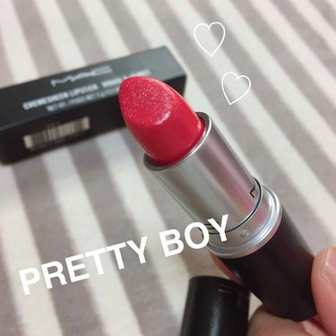 MAC CREMESHEEN LIPSTICK
内容量：3.0g
色：PRETTY BOY(ピンクコーラル)
参考価格：¥3000(税抜)

貰い物のお気に入りリップ💄

キラキラしてていい匂いで
かわ