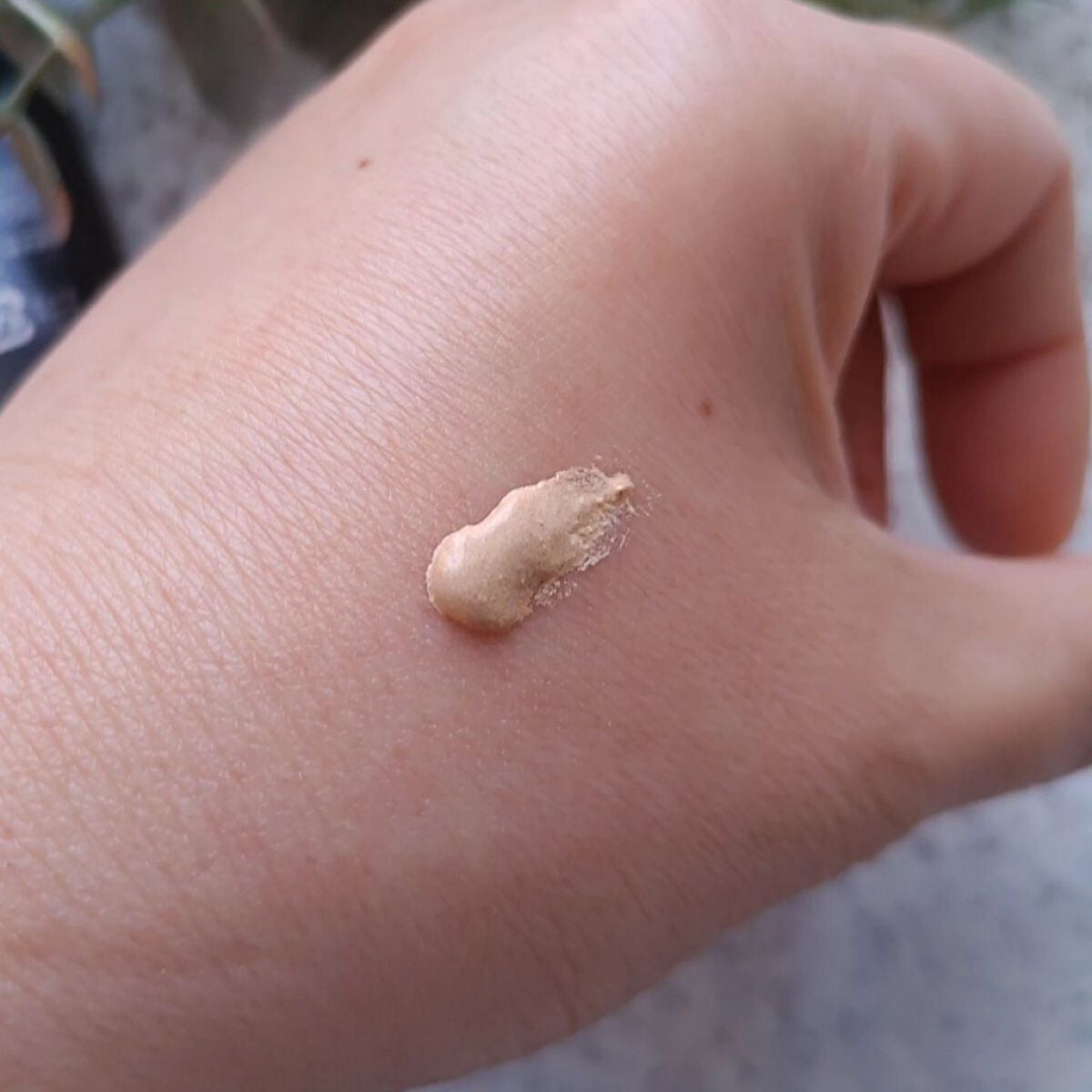 CR ナチュラル マット モイスチャライザー/bareMinerals/クリーム・エマルジョンファンデーションを使ったクチコミ(3枚目)