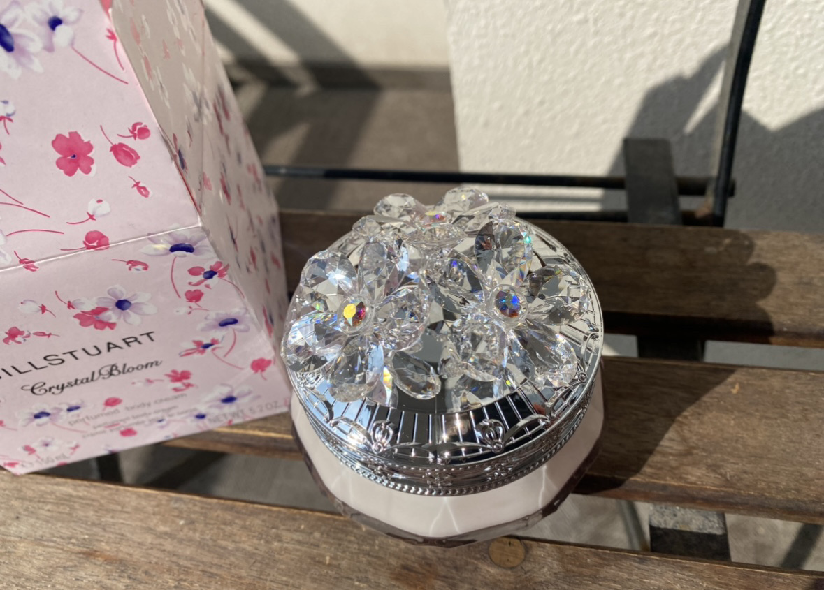 ホイップトボディクリーム アーモンドココナッツミルク/ローラ メルシエ/ボディクリームを使ったクチコミ（3枚目）