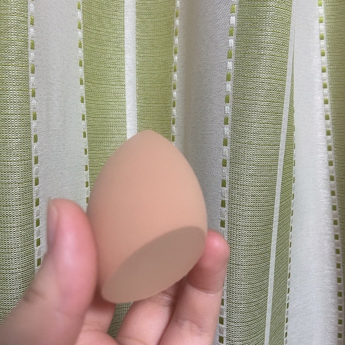 メイクアップスポンジ(ケース付き)/DAISO/その他を使ったクチコミ(3枚目)