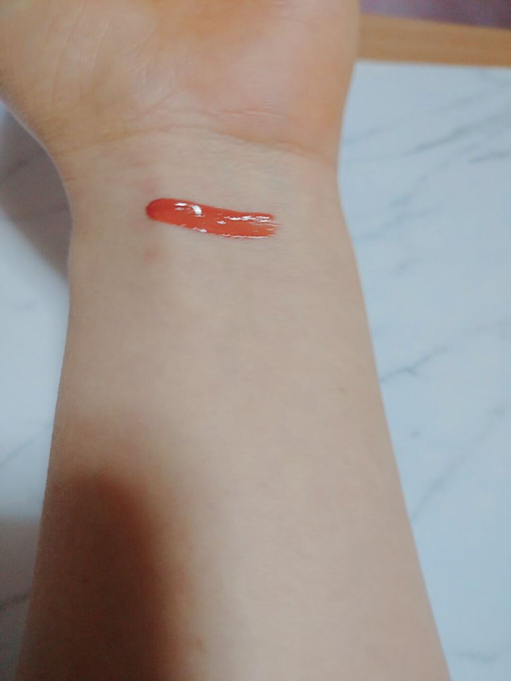 Glassy Layer Fixing Tint/lilybyred/口紅を使ったクチコミ（2枚目）