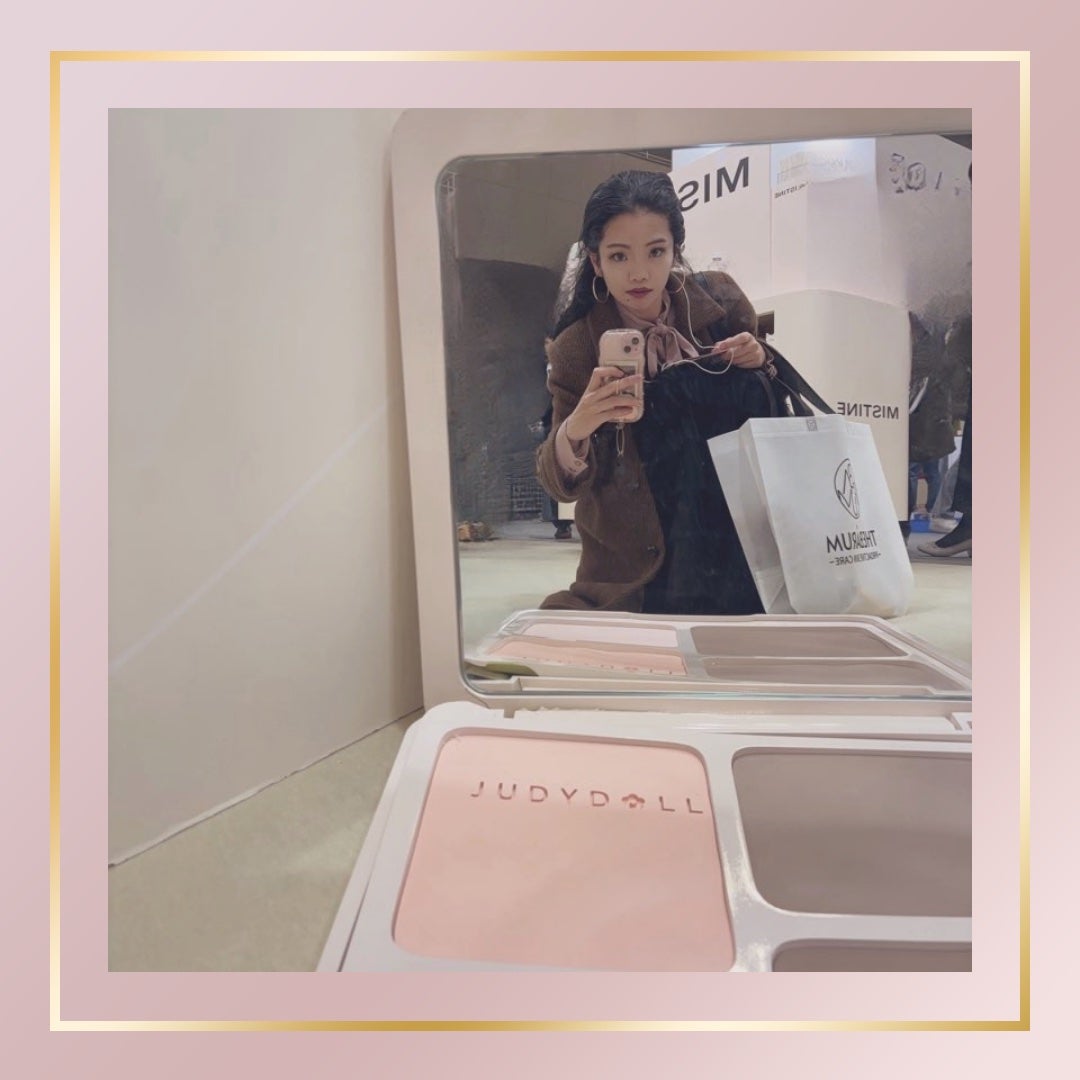 YUI|内側から輝く女神美容🪞💋資格15超美容講師│イメコン on LIPS 「全方位美容家として初めてコスメウィークに行ってきました✨今日は..」(1枚目)