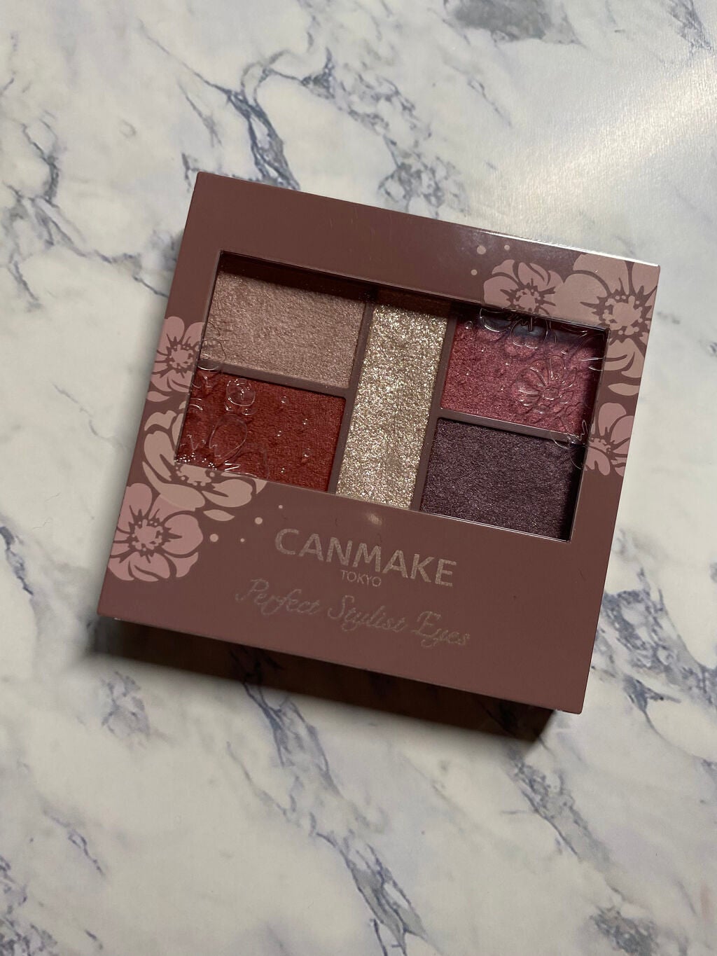 キラキラ アイシャドウ/ETUDE/スティックアイシャドウを使ったクチコミ(1枚目)