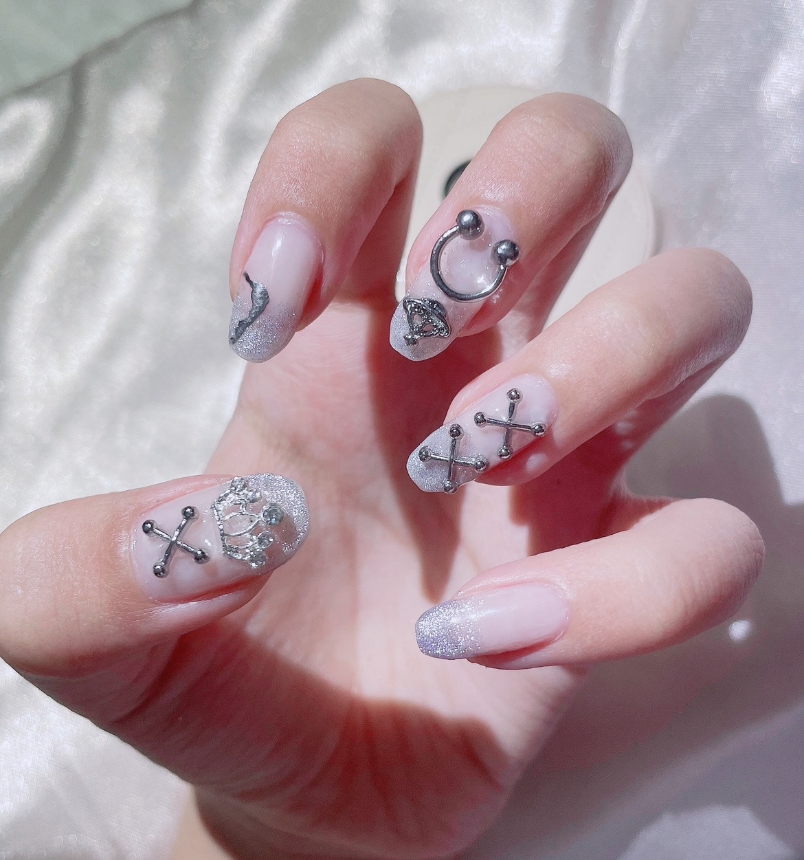 ネイル工房 5ミクロンマグネットジェル 美品 未使用品あり Amazon | 5ミクロン ガラス カラージェル マグネットネイル 人気