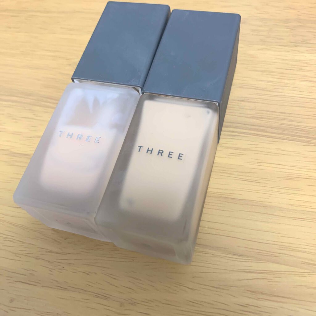 THREE
♯アドバンスハーモニープライマー
　エレガンス
♯フローレスエシリアル
　フルイドファンデーション　102

昨年12月に乾燥や肌荒れに悩んだ時にお肌に優しい物をと思い、購入しました

下地はTHREEの中で1番保湿力があるエレ